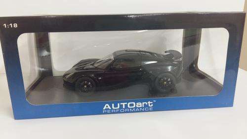 Lotus Exige Black 1:18  Autoart  Model: 75363